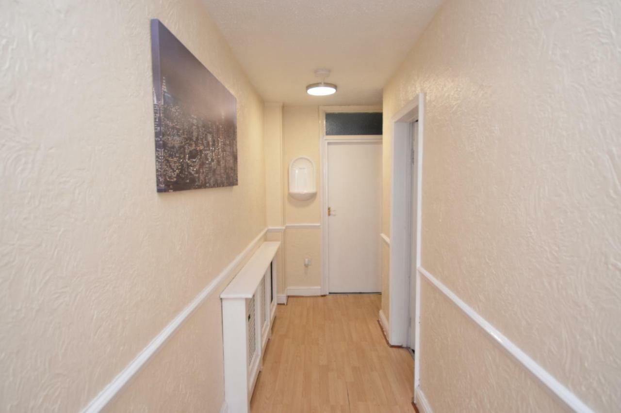 Four Bedroom Townhouse 12 Minutes Walk To Excel Exhibition Centre Λονδίνο Εξωτερικό φωτογραφία