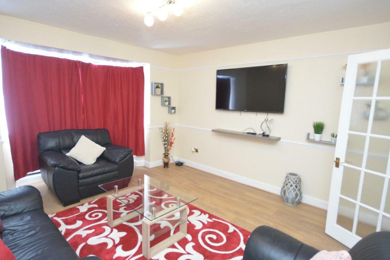 Four Bedroom Townhouse 12 Minutes Walk To Excel Exhibition Centre Λονδίνο Εξωτερικό φωτογραφία