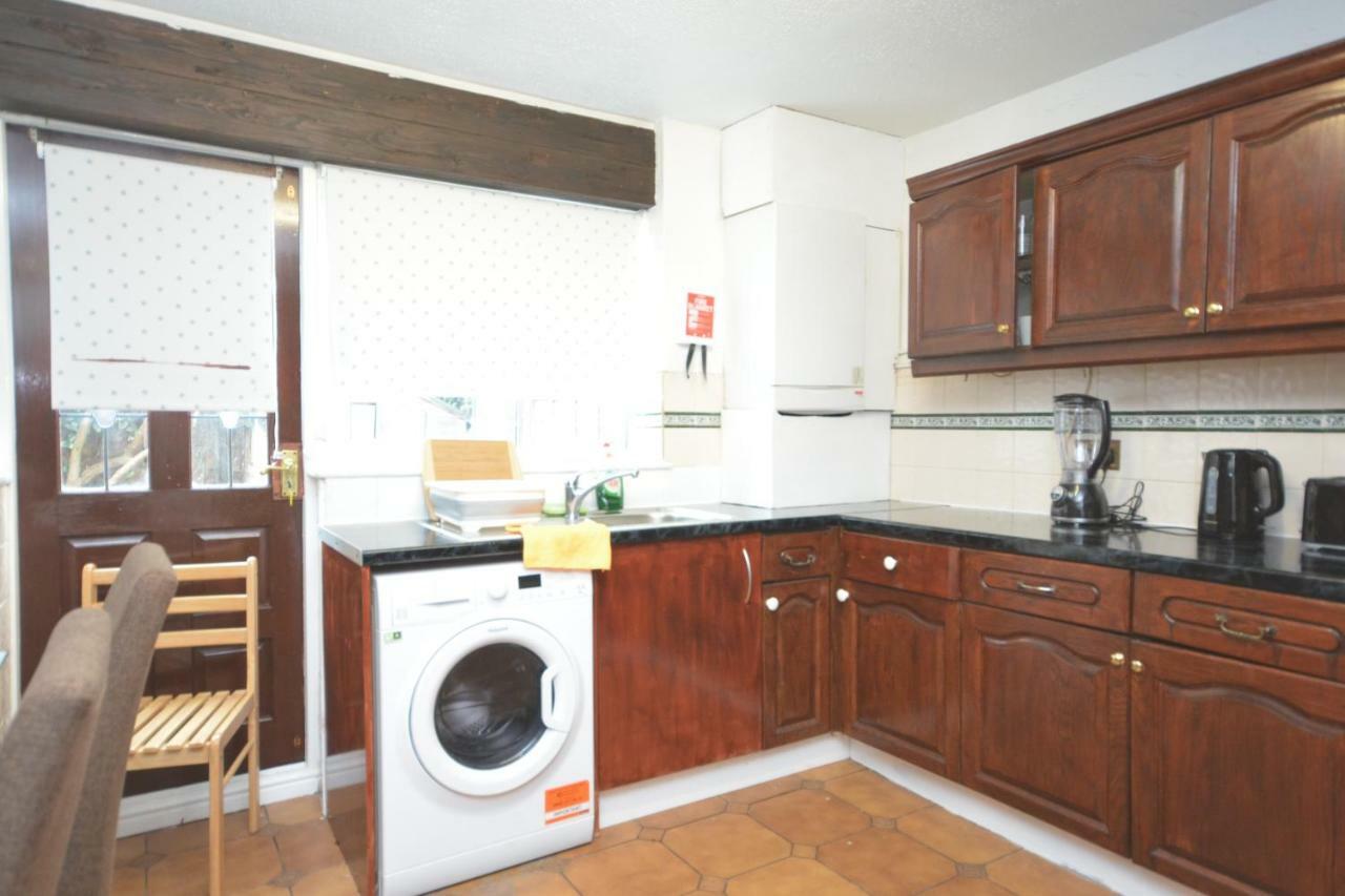 Four Bedroom Townhouse 12 Minutes Walk To Excel Exhibition Centre Λονδίνο Εξωτερικό φωτογραφία